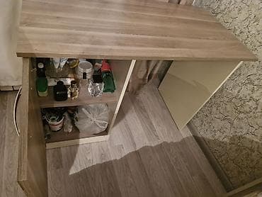 Ideal veziyetde yazi masası unvan qaracuxur qəsəbəsi Mebel və qapı