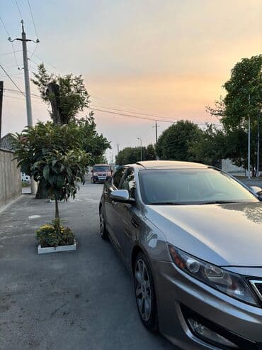 qadınlar ucun maşınlar: Kia Optima: 2 l | 2012 il Sedan — 4