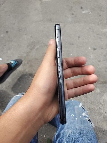 panel kamera: IPhone 11 Pro, 256 GB, Space Gray, Face ID — 2