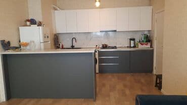 8 mikrorayon: 3 otaqlı, Yeni tikili, 120 kv. m — 1