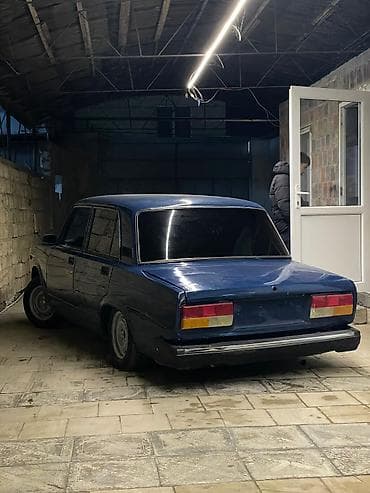 masin 06: VAZ (LADA) 2107: 1.6 l | 2001 il 34444 km Sedan — 2