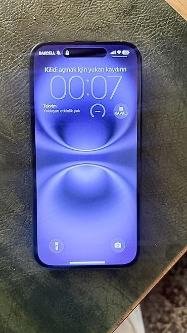 iphon 6 plus: IPhone 16, 128 GB, Qara, Face ID — 3