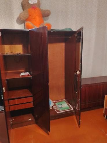 3 qapılı, Siyirməli, Qəhvəyi, Digər material, Açılan, Düz dolab lalafo.az -da 3 qapılı, Siyirməli, Qəhvəyi, Digər material, Açılan, Düz dolab