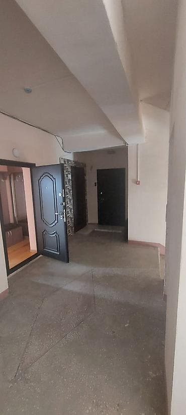 Ünvan Xırdalan şəhəri.Kirayə üçün 2 otaqlı mənzil (giriş və ümumi