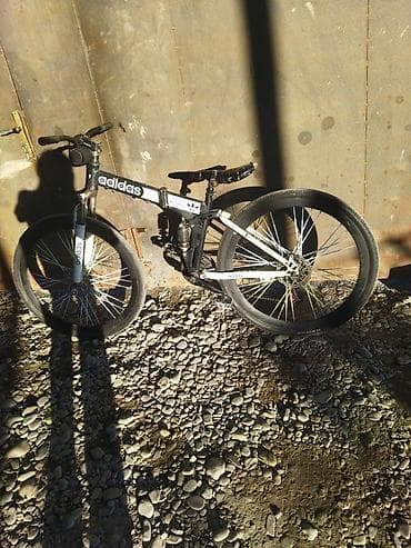 velosiped 29 qatlanan: İşlənmiş Şəhər velosipedi Adidas, 29", Ünvandan götürmə — 1