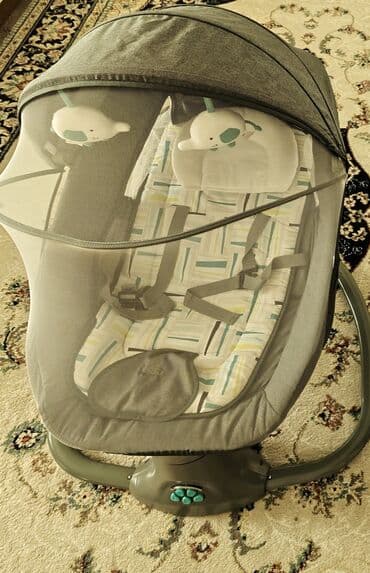 usaq oyun evi: Şezlonq ( Ana qucağı) 2 ay işlənib yeni kimidir. 3cür yellənmə — 2