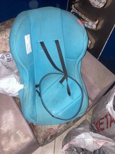 Yemək masaları, oturacaqları: Uşaq avtomobil oturacağı - Rəng: mavi/turkuaz - Korpus: yığcam — 1