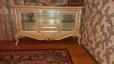 Düz TV altlığı, Polkalı, Şüşəli — 2