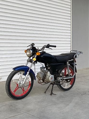 Moped/motosiklet – şəhər və qısa məsafələr üçün praktik model