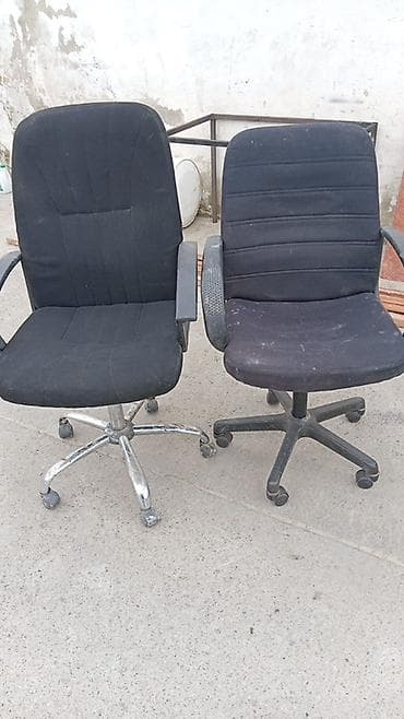 kreslo tek: Təkərli, Qolları tənzimlənmir, Parça — 1