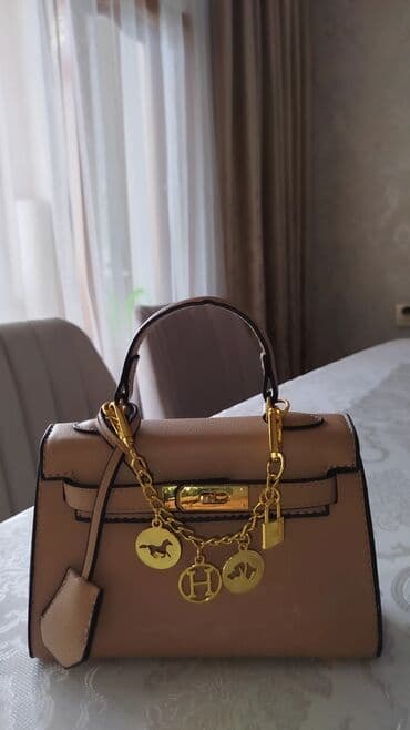 Əl çantası, Yeni lalafo.az -da Əl çantası, Yeni