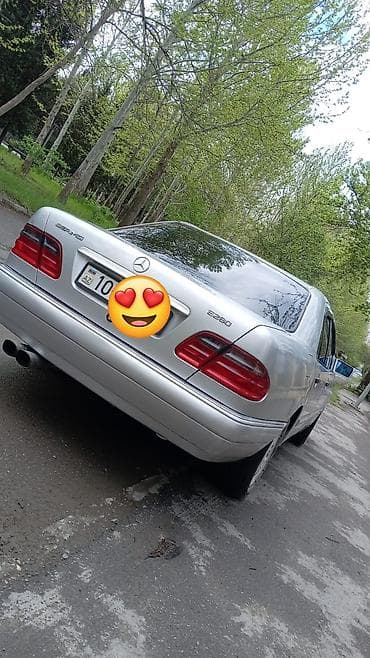 mercedes sprinter satilir: Mercedes-Benz E 230: 2.3 l | Sedan — 4