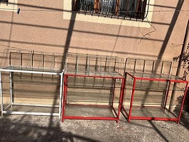 Şüşə vitrin stendləri 3 lü şüşe refler ve üstündeki şüşeler lalafo.az -da Şüşə vitrin stendləri 3 lü şüşe refler ve üstündeki şüşeler