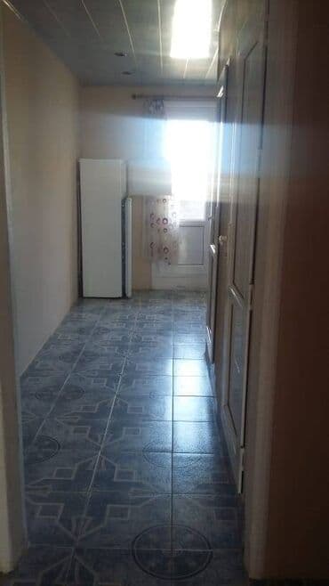 9 ci mikrorayon satilan evler: Bakı, 4 otaqlı, Köhnə tikili, 100 kv. m — 5