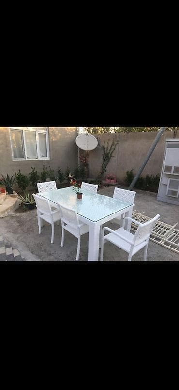 Dördbucaq masa, 6 stul, Açılmayan, Stullar ilə, Həsir toxunuşlu