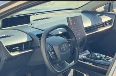 chevrolet azerbaijan satis merkezi: Bu, açıq boz rəngdə, müasir dizaynlı, elektrik mühərrikli bir — 6