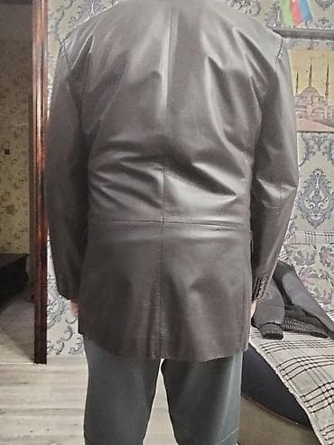 Kostyumlar: Kişi dəri pencəyi təmiz kojadi bilən bilir - Model: Klassik kəsimli — 1