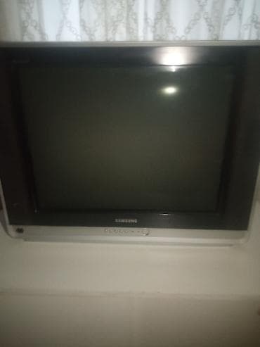 tost aparatı: Televizor Samsung — 1