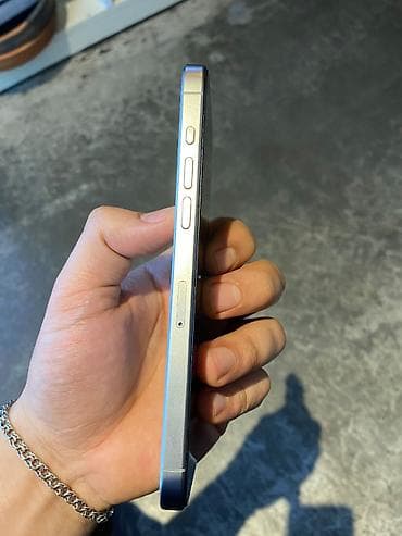 redmi 4 pro: IPhone 15 Pro Max, 256 GB, Simsiz şarj, Face ID — 2