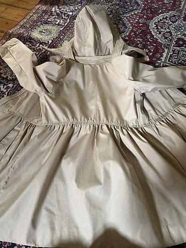 Uşaq üçün qız yağmurluğu/palto - Rəng: bej (açıq krem) - Model: bel lalafo.az -da Uşaq üçün qız yağmurluğu/palto - Rəng: bej (açıq krem) - Model: bel