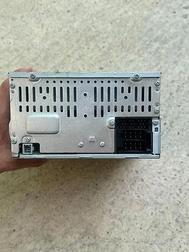 display port: Hyundai MOBIS orijinal avtomobil maqnitofonu (baş blok) - Model — 2