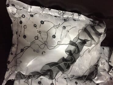 divan pokrival: Pakrıval desti. Yenidir. Tac firmasına mexsusdur. İçinde 2eded — 7