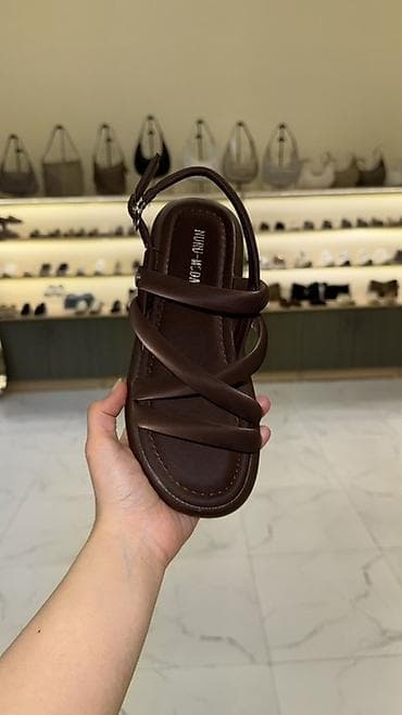 Qadın sandal modeli – yastıqcıqlı, rahat platformalı - Rənglər: bej — 5