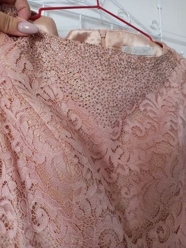 zapi satilir tecili: Salam Paltar 1 defe geyinilib, balaca oldugu ucun satilir. 38 — 3