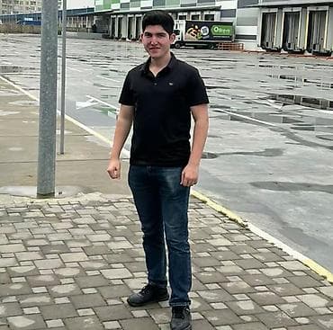 berber is: Xidmət: Gecə növbəsi üzrə əlavə işçi Təklif: - Gecə saat 22:00-dan — 1