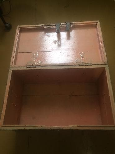 Şamlar: Sandiq 80ilindir. uz 50sm eni 25sm hundurluyi 25sm vatsapa yazın — 2