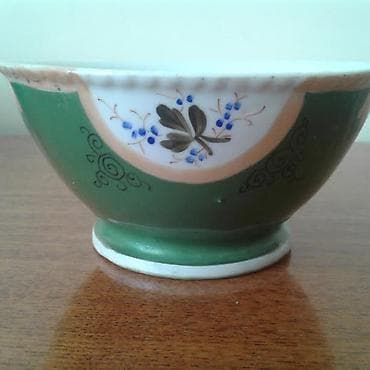 Əsil kuznetsov 100 dən cox yaşı var hərəsindən 2 dənədir biri 1000 — 4