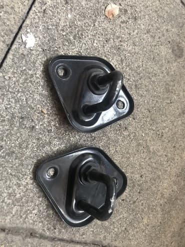 запчасти на мерседес w140: W218 on kapotun iki eded tenzimleyicisi (zamoku) — 1