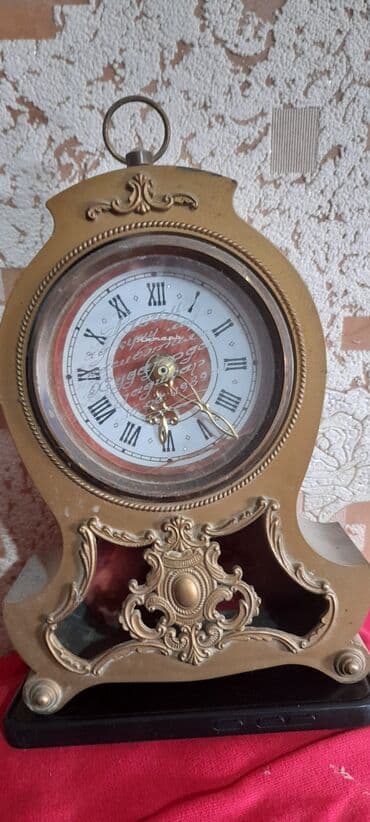 işlənmiş əşyalar: Entiq esyalar hamisi 100 m — 1