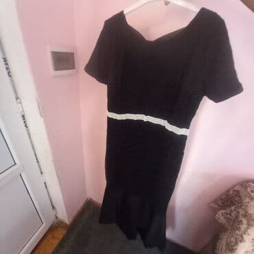 вечерние платья для полных: Qara zərif qadın paltarı - Model: Midi uzunluqda, alt hissəsi yüngül — 3