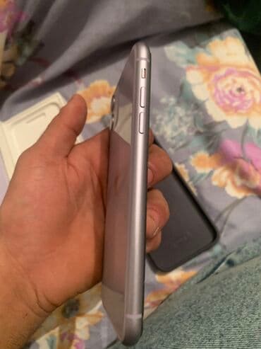 apple nausnik: IPhone 11, Face ID — 7