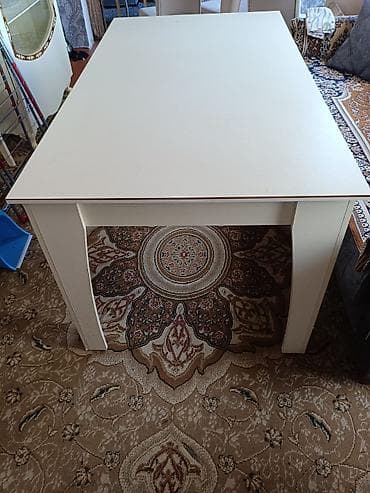 Qonaq masası, İşlənmiş, Açılmayan, Laminat, Dördbucaq masa lalafo.az -da Qonaq masası, İşlənmiş, Açılmayan, Laminat, Dördbucaq masa