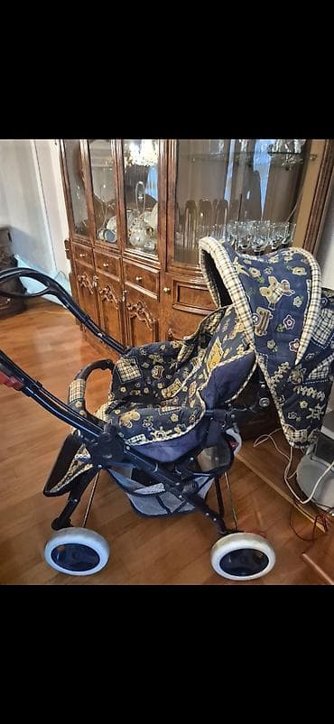 Klassik gəzinti arabası