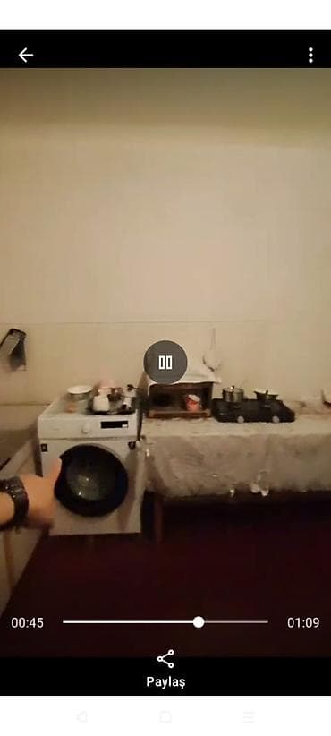 Bakixanov qes Akkordun binasi 20/3 mertebesi 1 otaq ev kiraye verilir — 2