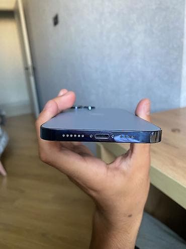 IPhone 13 Pro Max, 128 GB, Graphite, Barmaq izi, Face ID, Simsiz şarj — 4