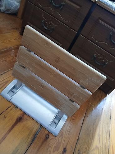 Bilmirəm,nədir. 
35sm,Hun.
25sm,Eni.
Alt,hissəsi,möhkəm,alımınıym