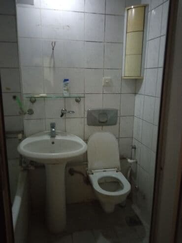 2 mertebeli ev: Bakı, 4 otaqlı, Köhnə tikili, 100 kv. m — 9