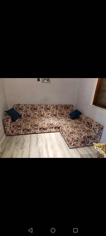 divan carpayı: Künc divan – açılıb-bağlanan, çiçək naxışlı parçalı model. - Funksiya — 1