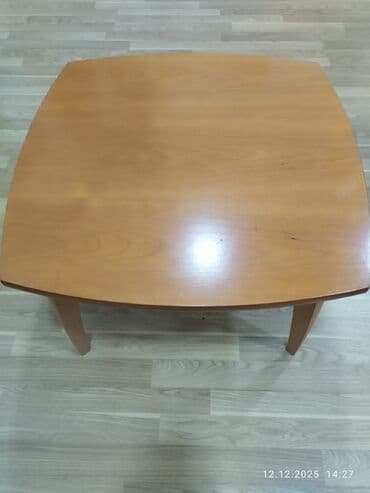 угловая кухня маленькая: Квадратный стол, Нераскладной, Без колесиков, Дерево, Без гарантии — 3