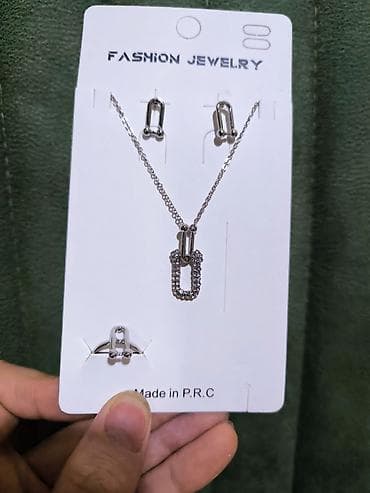 Gümüş rəngli “Fashion Jewelry” dəsti - Tərkib: kolye, sırğa cütü və — 2