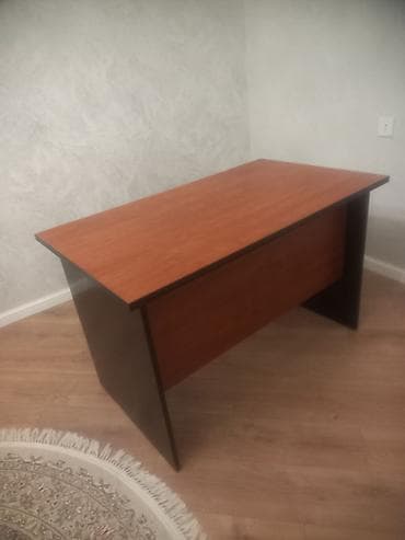 Ofis dolabları: İşçi üçün, Dördbucaq masa — 3