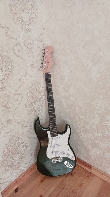 купить бу гитару: Elektron gitara, 6 sim, İşlənmiş, Ünvandan götürmə — 1