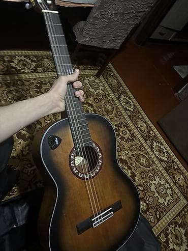 Klassik akustik gitara seti - Korpus: tam ölçülü klassik korpus lalafo.az -da Klassik akustik gitara seti - Korpus: tam ölçülü klassik korpus