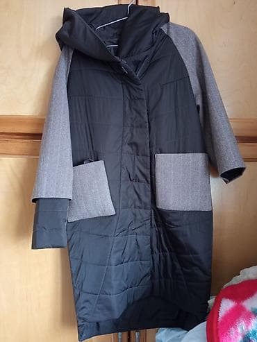 Tezedir. Geyinilmeyib. 40 42 ölcüye gedir. Porom boutique den alinib