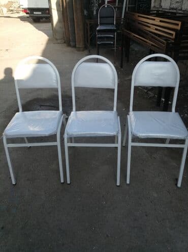 Bayraqlar: Stulllar 13manatdan başlayır 60manata qeder Stollar Masalar Ofis — 24