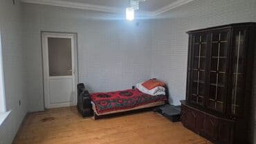 покупка и продажа жилья: Şüvəlan qəs. 2 otaqlı, 40 kv. m, Orta təmir — 6